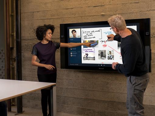 Microsoft Surface Hub – BIS installs the first solutions in Western Europe